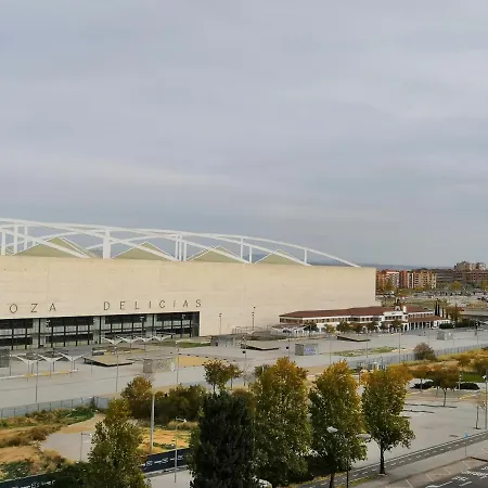 La Parada De La Estacion Con Parking * سرقسطة