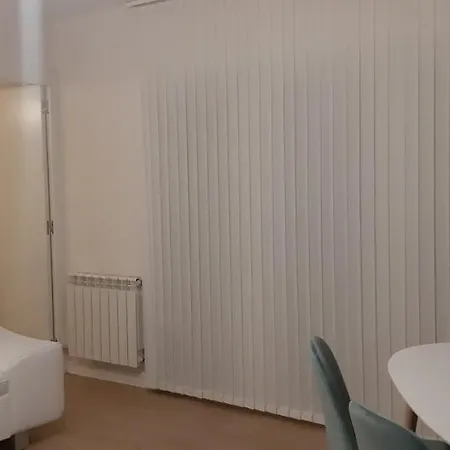 La Parada De La Estacion Con Parking *